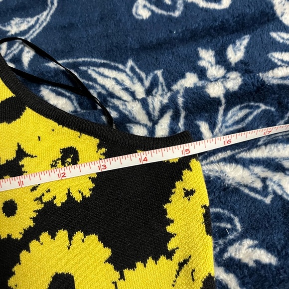 NWT! Urban Outfitters Charlie Sunflower Knit Mini Dress - Picture 11 of 12